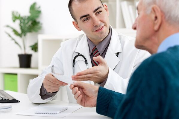 Go to see a doctor due to a male discharge from the hospital due to pathology